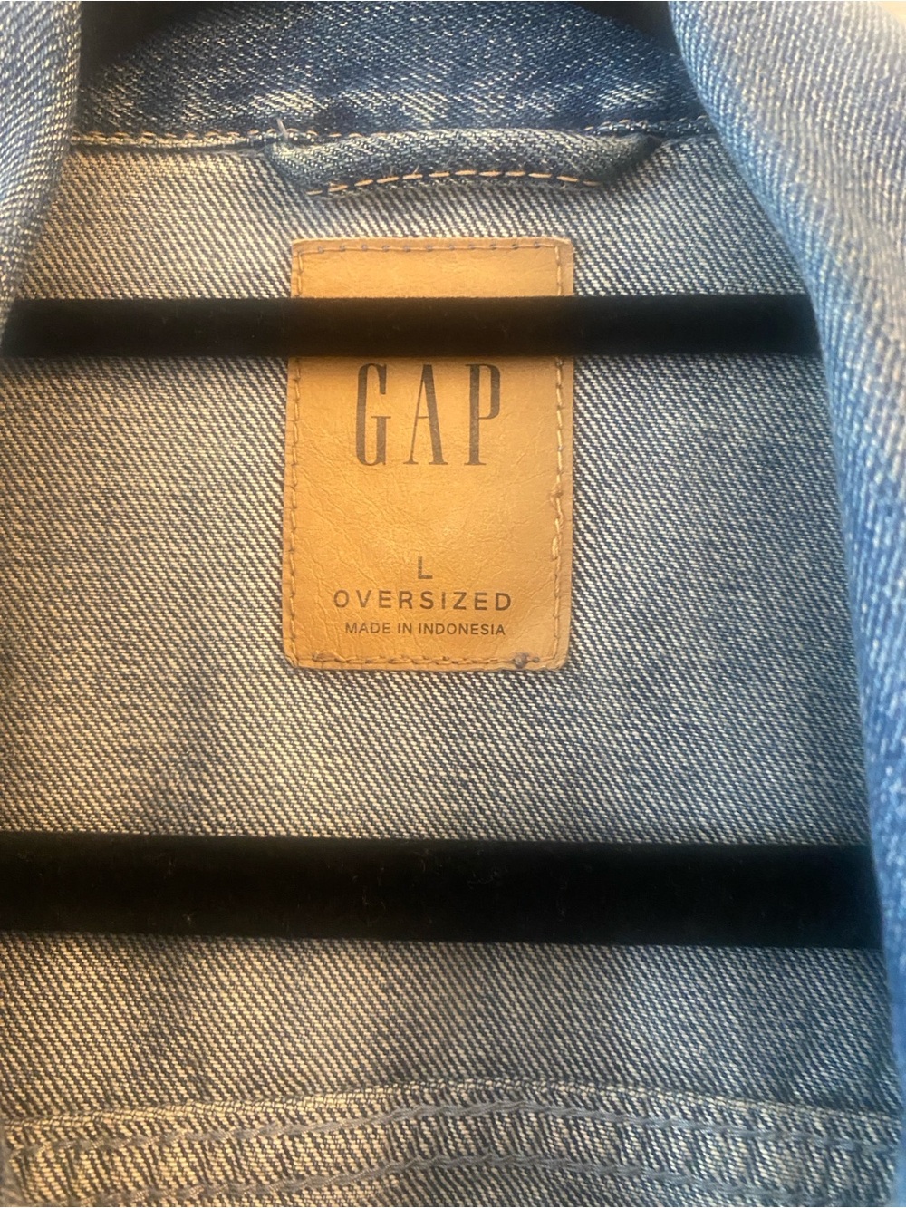 Gap oversized denim jacket NWOT - Picture 3 of 4